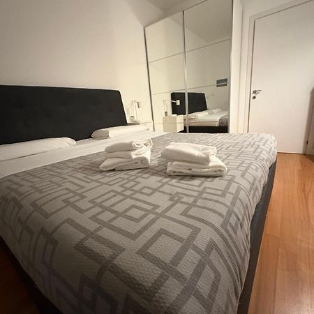 Votre Maison A Milaan Buitenkant foto